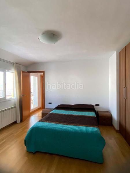 Foto 78feb0b4-efe1-4c35-8080-bfcc08c52745. Duplex con riscaldamento in Barri del Centre Terrassa