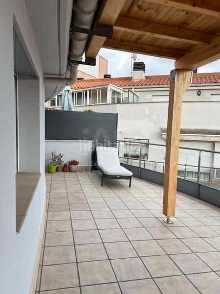 Foto dda9b049-d019-41f3-9e79-4883f8ad68f9. Duplex con riscaldamento in Barri del Centre Terrassa