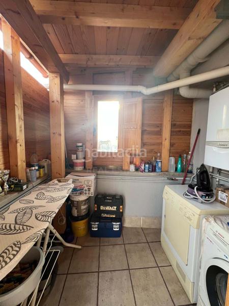 Foto 0c157f22-e230-4529-849e-52062f77801f. Zweistöckige wohnung mit heizung in Barri del Centre Terrassa