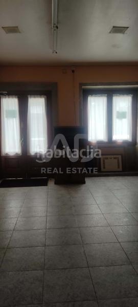 Foto 69721d9c-fe31-44e5-acdc-efc67a234c36. Casa in calle galiano 57 in Centro Ferrol
