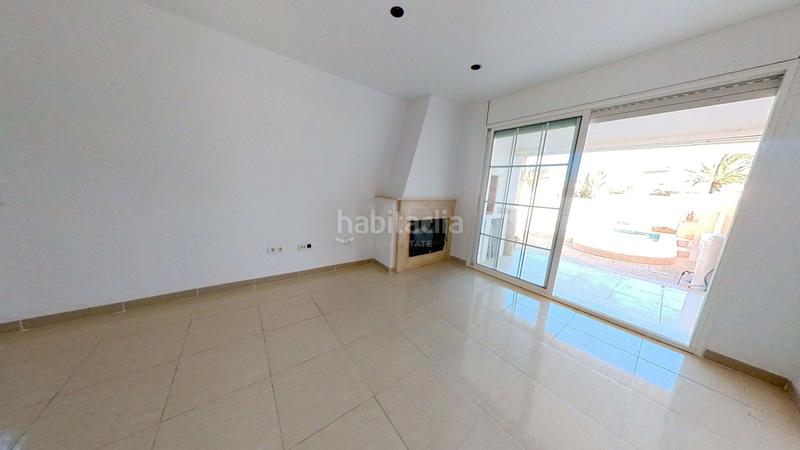 Foto 094c8cd2-f1c2-4c70-9e72-f616995c093e. Casa amb calefacció piscina a Centre Miami Platja