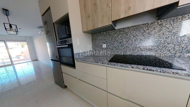 Foto 0f8b8276-39bb-43e1-91f6-a0653b217f6e. Haus mit heizung pool in Centre Miami Platja