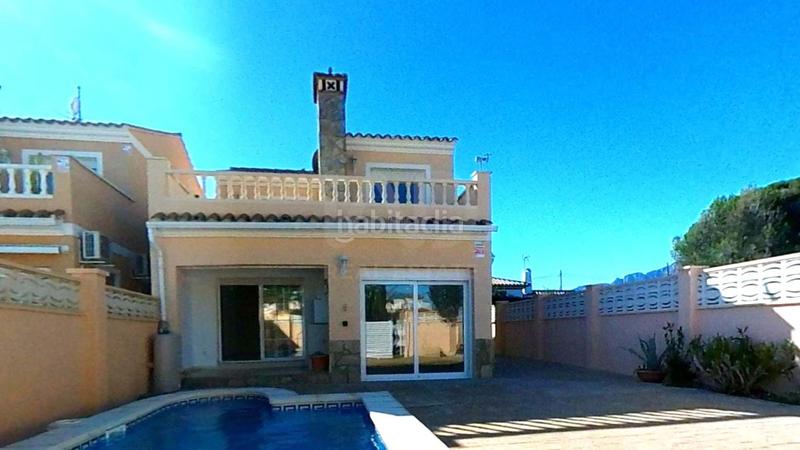 Foto e80cdde5-4e44-4bdf-b950-f69768fbf52d. Haus mit heizung pool in Centre Miami Platja