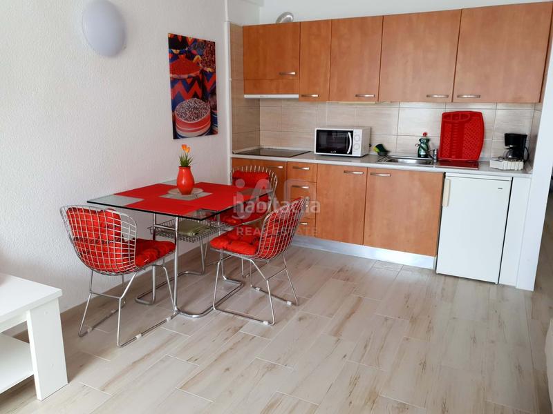 Foto 250a5a0a-d1b8-40ad-8e33-e6b4d8637814. Flat in calle guatemala 4 in Playa de las Américas Adeje