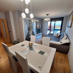 Etagenwohnung in Garrafe de Torío