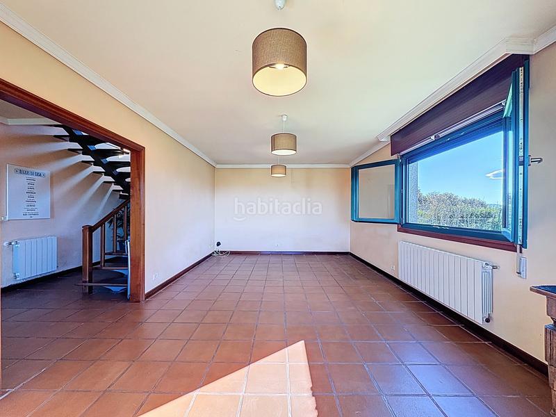 Foto a3aebb15-ce8d-4258-8f12-5bb3a53e6e1c. Casa en Priegue Nigrán