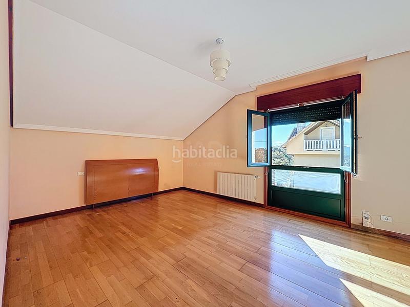 Foto b3b38562-44bd-4953-a991-3a212cb8bfaf. Casa en Priegue Nigrán