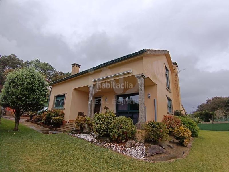 Foto fa7ddbf7-abf5-4da9-8056-7e5ae193f095. Casa en Priegue Nigrán