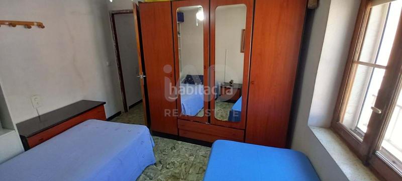 Foto e2a14564-26aa-4390-b65f-145e9e7e0822. Casa aparellada a Sax