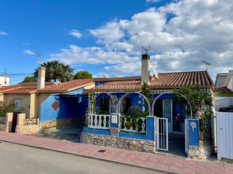 Foto 1181a745-aabc-4b69-8e30-a035c4698a04. Casa amb calefacció a Poblets (els)