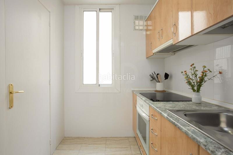 Foto 23b08bfe-1c20-48b0-aa79-60d15274c4ec. Appartamento in carrer de la lluna 3 in Raval Barcelona