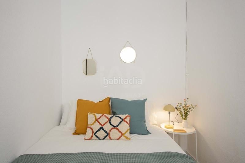 Foto 449cc3eb-0ddf-40bf-bbe1-1b10a1631ce2. Appartamento in carrer de la lluna 3 in Raval Barcelona