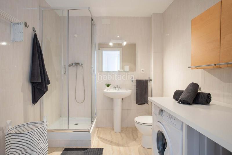 Foto 9ce5df1b-c3fc-43f4-af3d-273368253e33. Piso en carrer de la lluna 3 en Raval Barcelona