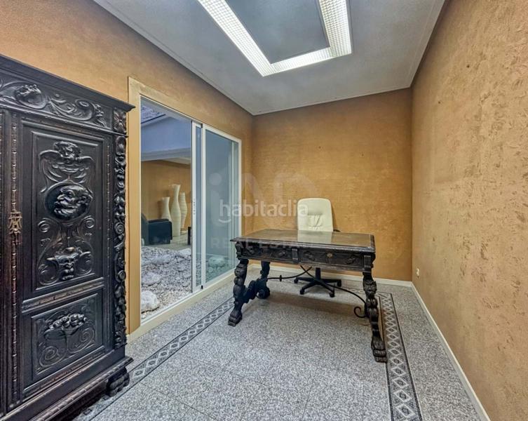 Foto fdc78e0b-0b71-4b42-8824-d3acadb59150. Rent business premise in calle general aguilera 6 6 in Ciudad Real