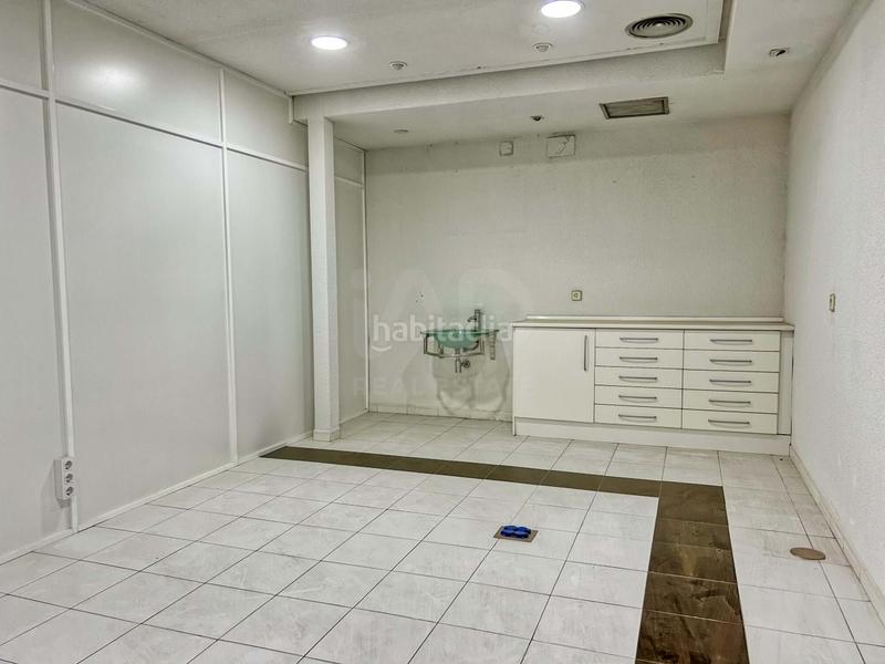 Foto f19a7ae4-8265-4d29-a913-f0b9a096cd38. Lloguer local comercial a calle general aguilera 6 6 a Ciudad Real