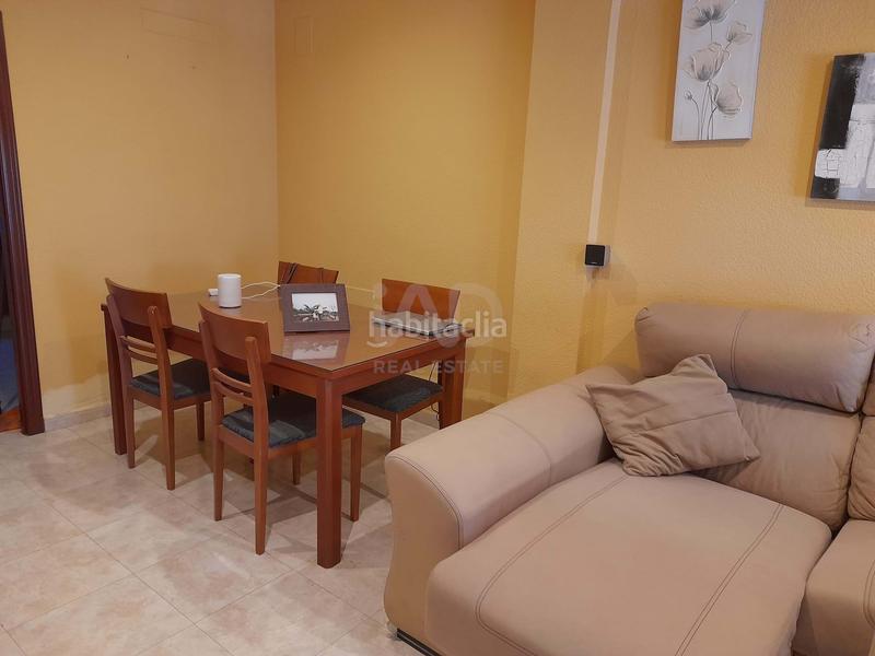 Foto b224147d-888b-4c93-9a7b-74dc57df90d4. Casa pareada en Lepe