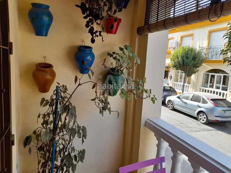 Foto c108e671-e729-4dc5-b009-a1992d1ea697. Doppelhaus mit heizung parking in Lepe