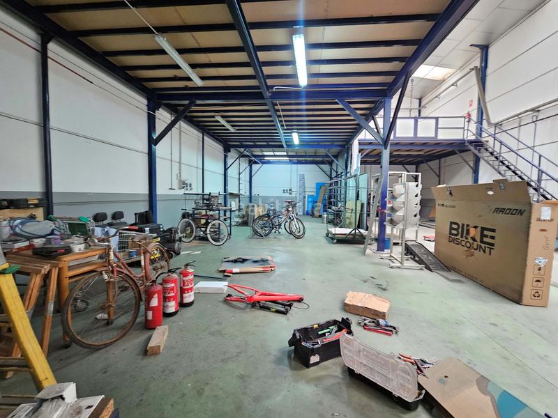 Foto 06a64692-4df5-4290-89a4-701218cd3d44. Locale commerciale in Albolote