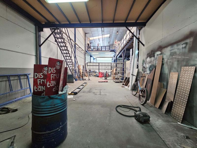 Foto 0b425e0e-ae0f-4fe0-8074-1fd502737b63. Locale commerciale in Albolote