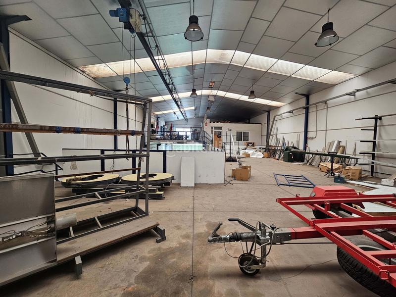 Foto 0efa882d-68f3-4c06-ae10-44afe76ade0f. Locale commerciale in Albolote