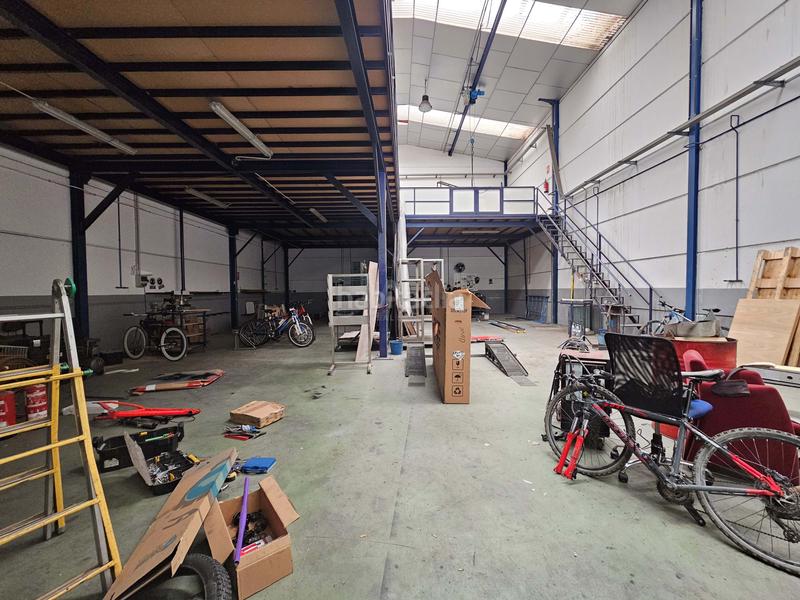 Foto ed66b35c-8c8d-43e6-9d69-e9e2ae8b13cb. Locale commerciale in Albolote