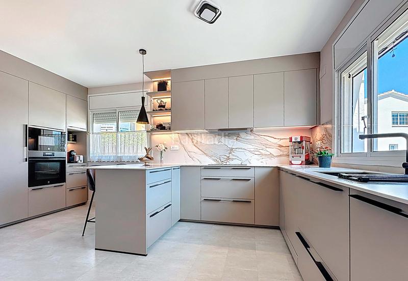 Foto 0b43a7fd-0e3e-49ce-8527-a7aff9dc386b. Casa aparellada amb calefacció aparcament piscina a Sant Pere de Ribes