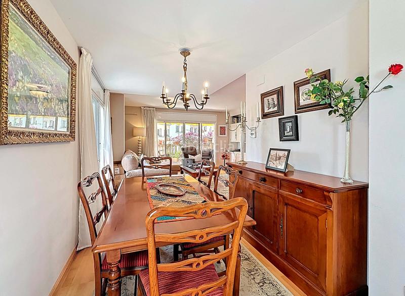 Foto 792bea2b-d9fb-44e3-8408-2d0995e5c62e. Casa bifamiliare con riscaldamento parcheggio piscina in Sant Pere de Ribes