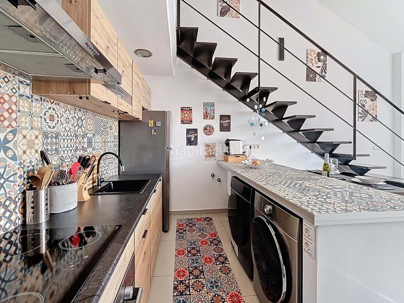 Foto dcabbbaf-ba48-4720-a53b-ec44348e0fce. Àtic amb aparcament a Beniarbeig