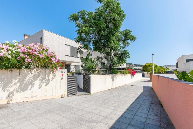 Foto a2de38c9-ed0c-4d59-9281-409637a311df. Casa pareada en carrer de la pagesia 68 en Vallveric Mataró