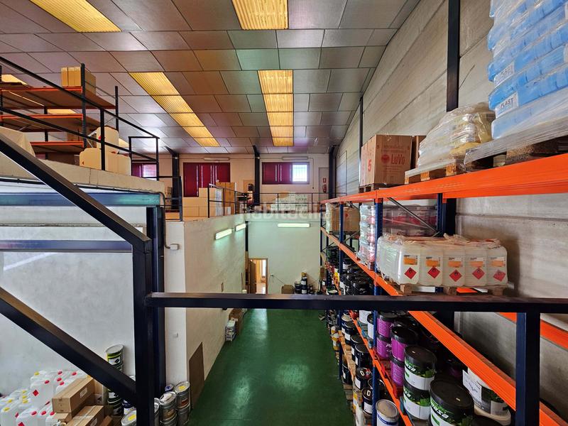 Foto b4f81389-1aca-45f0-8d18-fd9a58fddb42. Local comercial en Peligros