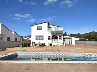 House in Bisbal del Penedès (La)