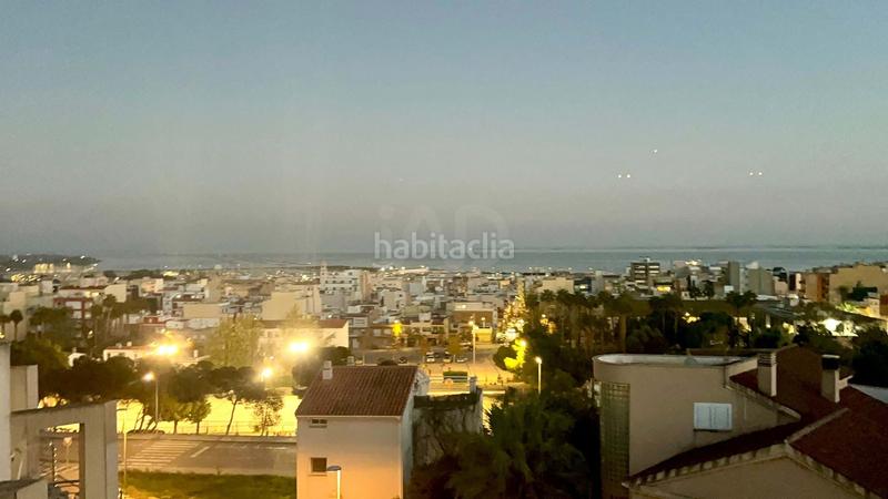 Foto 7c9ec2fd-af37-4303-ba0c-c44af6f34ae5. Casa bifamiliare con parcheggio in Avinguda Catalunya Sant Carles de la Ràpita