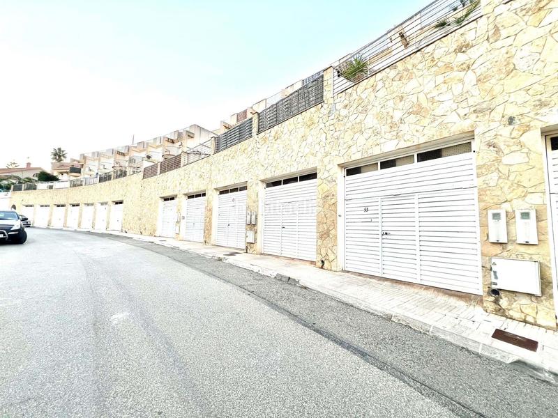 Foto f2965f17-dd2a-42a1-9fe2-4ff4b26b53d7. Casa bifamiliare con parcheggio in Avinguda Catalunya Sant Carles de la Ràpita