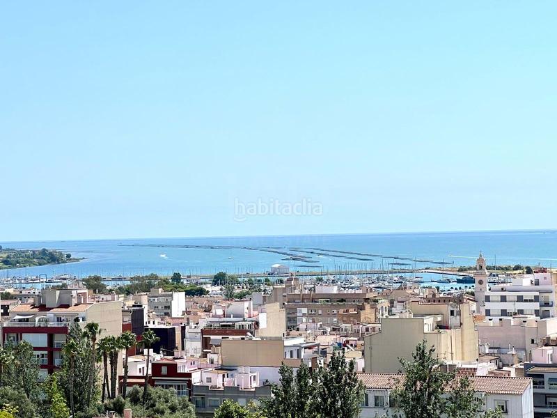 Foto 46e9aa69-cfce-48f1-b2b1-78bfd9d05f78. Casa pareada en Avinguda Catalunya Sant Carles de la Ràpita