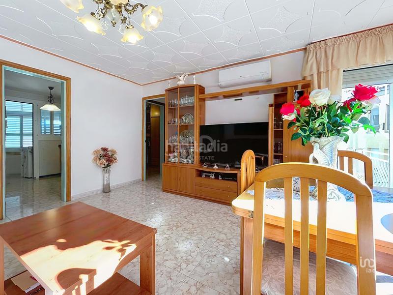 Foto c92b0234-0a00-4530-9602-9cb1c4152574. Piso en Canet de Mar