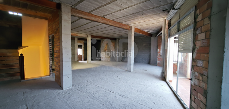 Foto c22c737f-395a-4529-b367-ddc3a6e80488. House with parking in Verger (el)