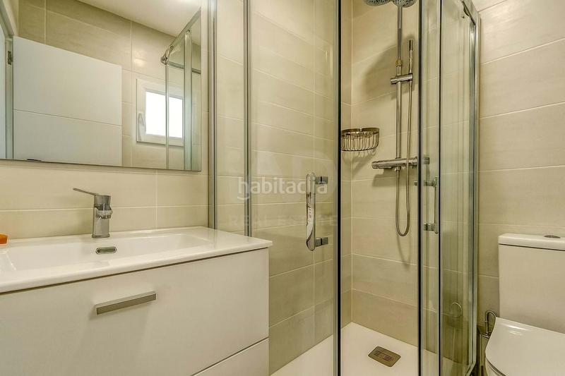 Foto 3b193fc6-779b-4407-bc79-7e03e8a44568. Flat with heating in Campello Playa Campello (el)