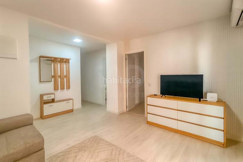 Foto 5cb25e07-08e3-48fd-899d-54668f9af446. Flat with heating in Campello Playa Campello (el)