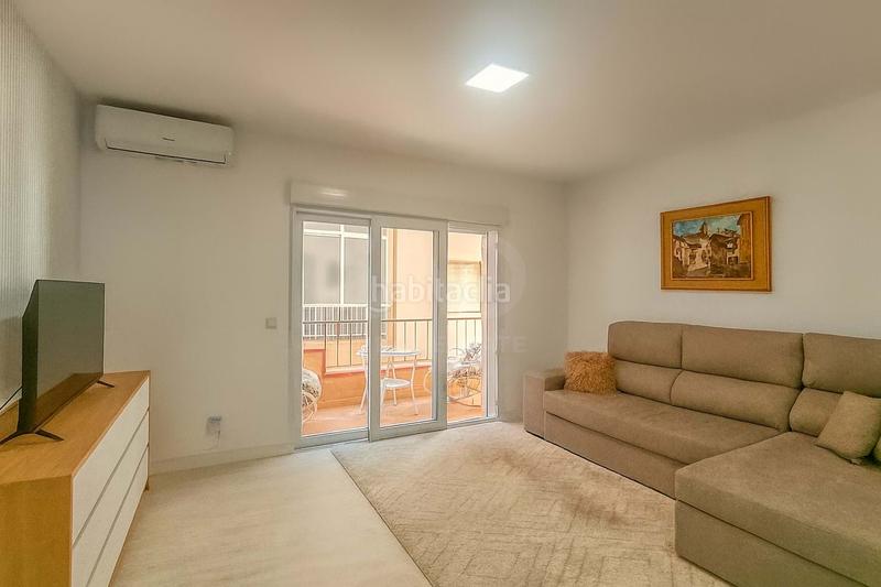 Foto d19fb9a0-8202-4b83-98c1-656280ceeee4. Flat with heating in Campello Playa Campello (el)