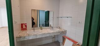 Affitto Locale commerciale in Centre