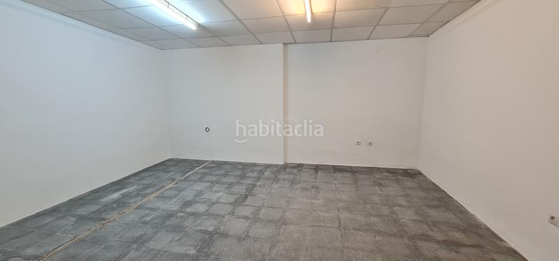 Foto e27d2e9f-b8f4-4199-adef-d3af62e1d8e3. Alquiler local comercial en Centre Masnou (El)