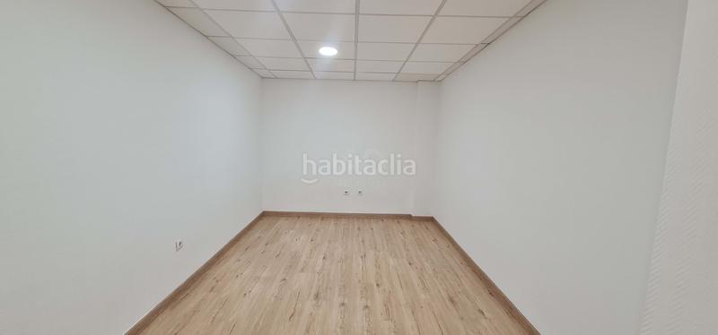 Foto 930fe42e-3a7d-4696-ab8a-8c0b8ad8c79a. Lloguer local comercial a Centre Masnou (El)