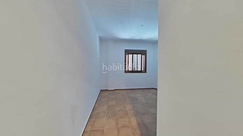 Foto d2833487-e737-40d5-9806-d5713afbe01e. Casa aparellada amb calefacció aparcament a Los Gallos Chiclana de la Frontera