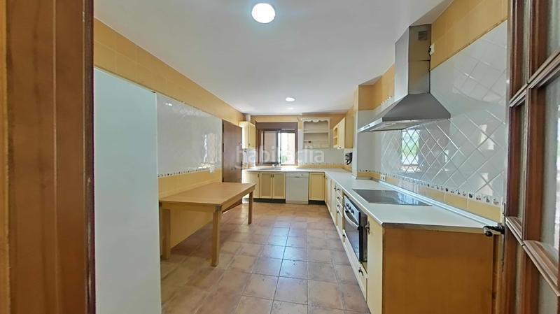 Foto 6b69fd9c-66a7-4189-98e3-74811d624755. Towny house with heating parking in Los Gallos Chiclana de la Frontera