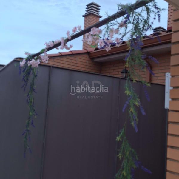 Foto 0ae93607-8693-4fd9-a7d1-caebd30290ad. Duplex in carrer de guipúscoa 49 in Torre - Sana Terrassa