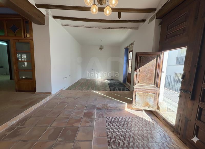 Foto c0c1113d-571f-4b3e-9678-e954dd2dcf89. Casa in Palma de Gandía