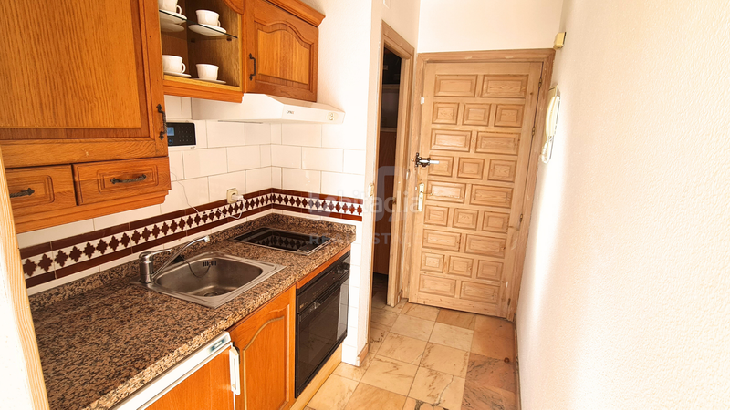 Foto 4ab3b731-0967-4b31-939b-d5cece8bf7f7. Flat with heating pool in La Carihuela - Los Nidos Torremolinos