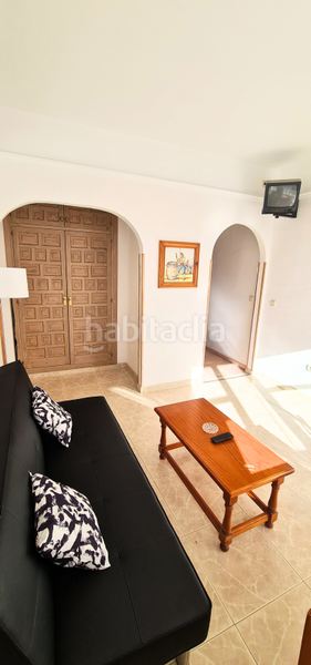 Foto a92bce4b-d6a0-4ee4-80d0-a652f02fde71. Piso en La Carihuela - Los Nidos Torremolinos