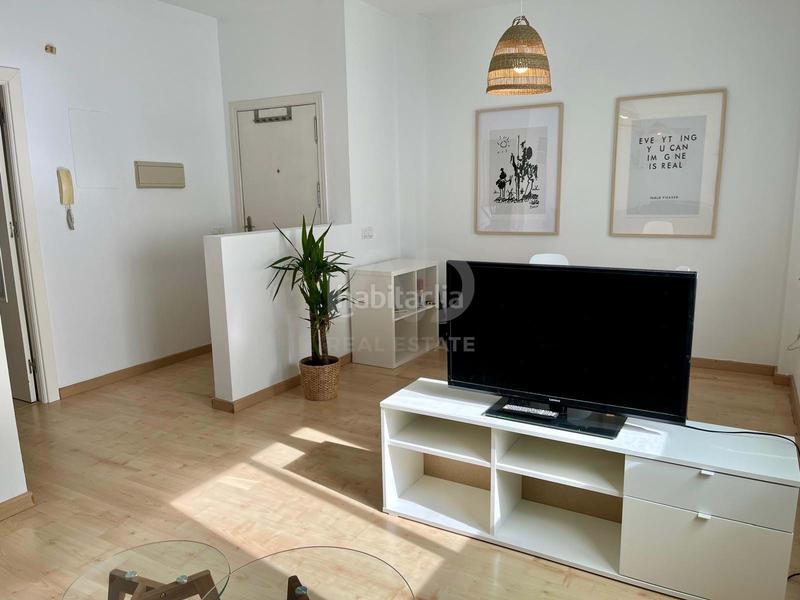 Foto 86a4ad11-5d03-4b26-81e1-858c1a783374. Etagenwohnung mit heizung in La Goleta - San Felipe Neri Málaga