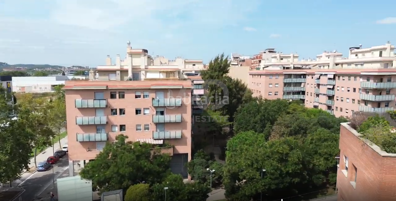 Foto 0265d3f5-2ba3-4957-ba7b-33a83cbeb07e. Pis amb calefacció aparcament piscina a Mas Rampinyo - Montcada Nova - Carrerada Montcada i Reixac